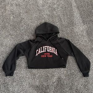 Cropped hoodie